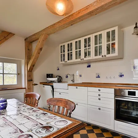 Hiddensee Apartment *