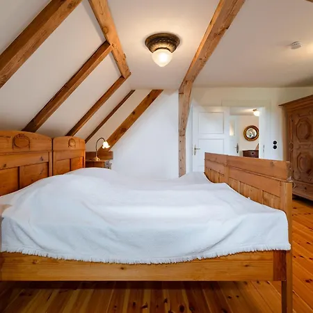 Hiddensee Apartment *